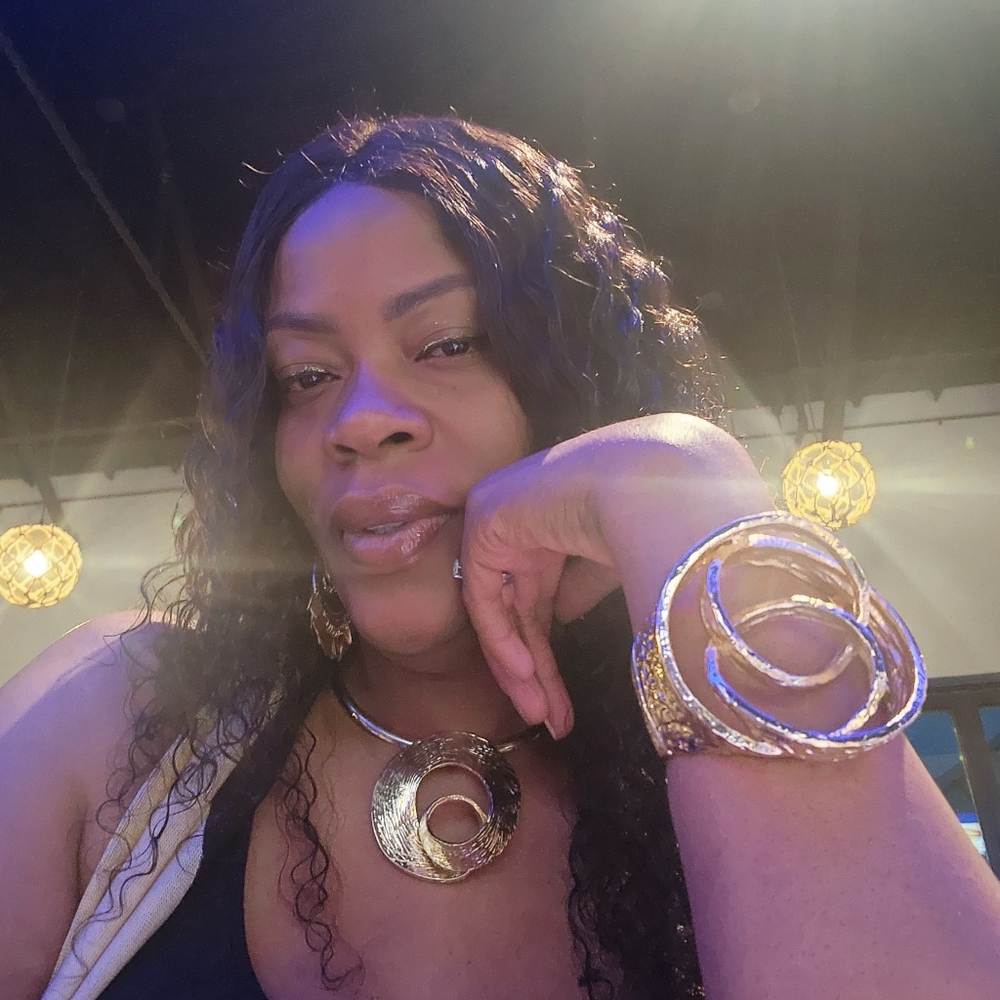 Meet your Posher, Tahiyyah